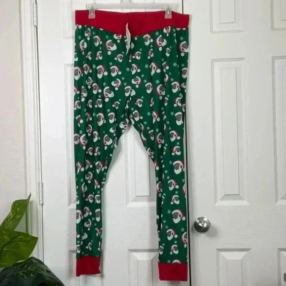 TARGET Green Pajama Christmas Sets for
Women Various Sizes - Picture 9 of 12